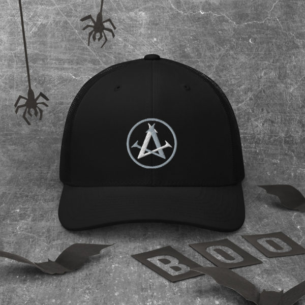Varla Ventura Dark Trucker Cap